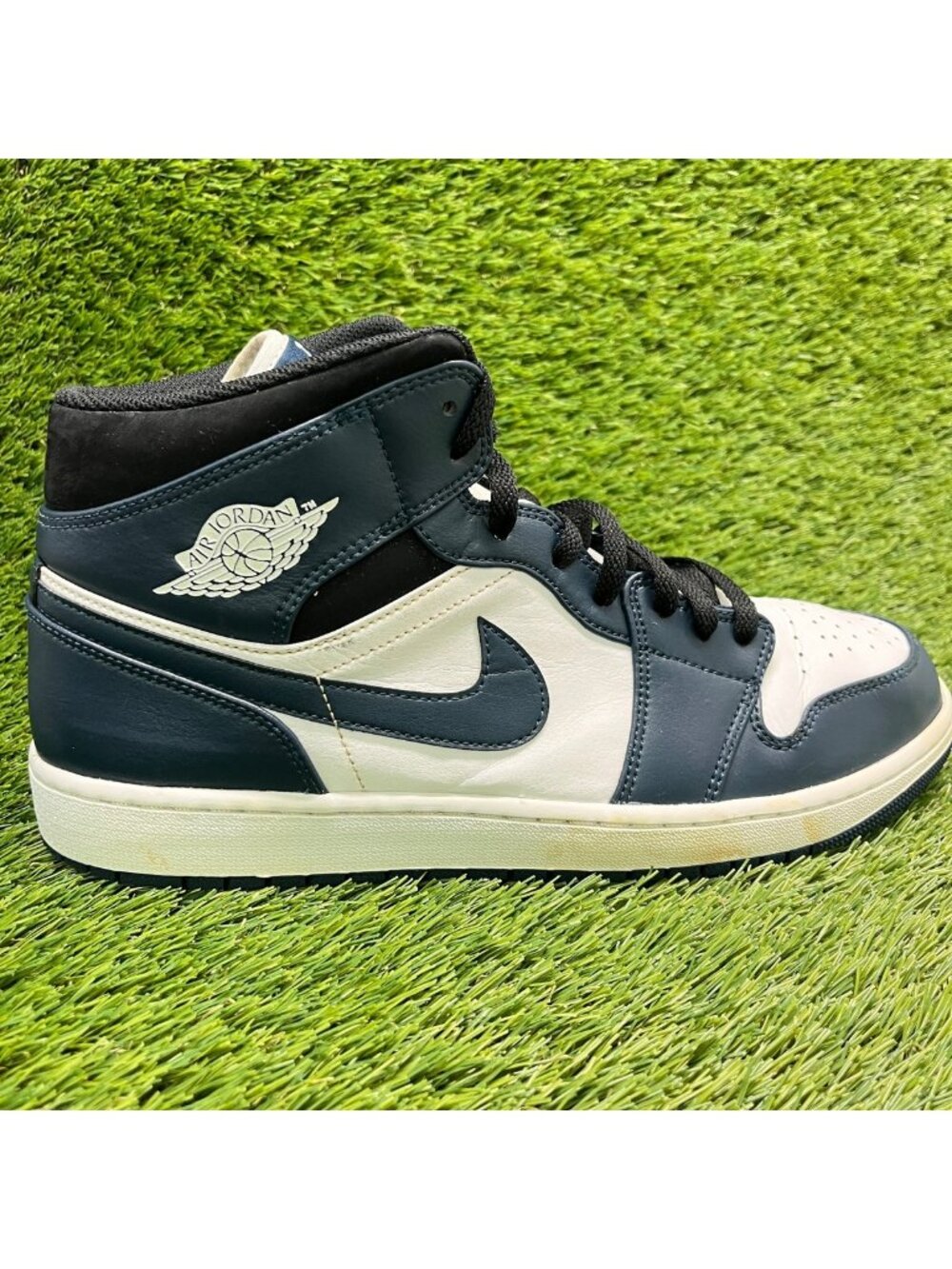Nike Air Jordan 1 Mid Mens Size 12 Armory Navy White Basketball Shoes Sneakers